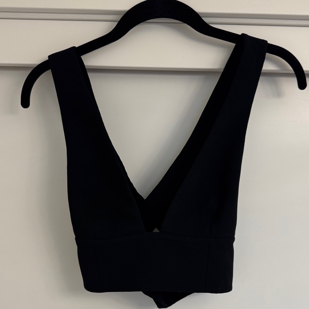 Wilfred (Aritzia) Black Cross-Front Crop Top